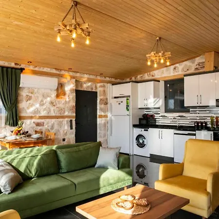 Hotel Blue Cave 4*